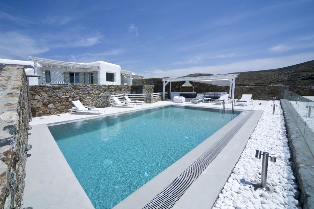 mykonos luxury villas