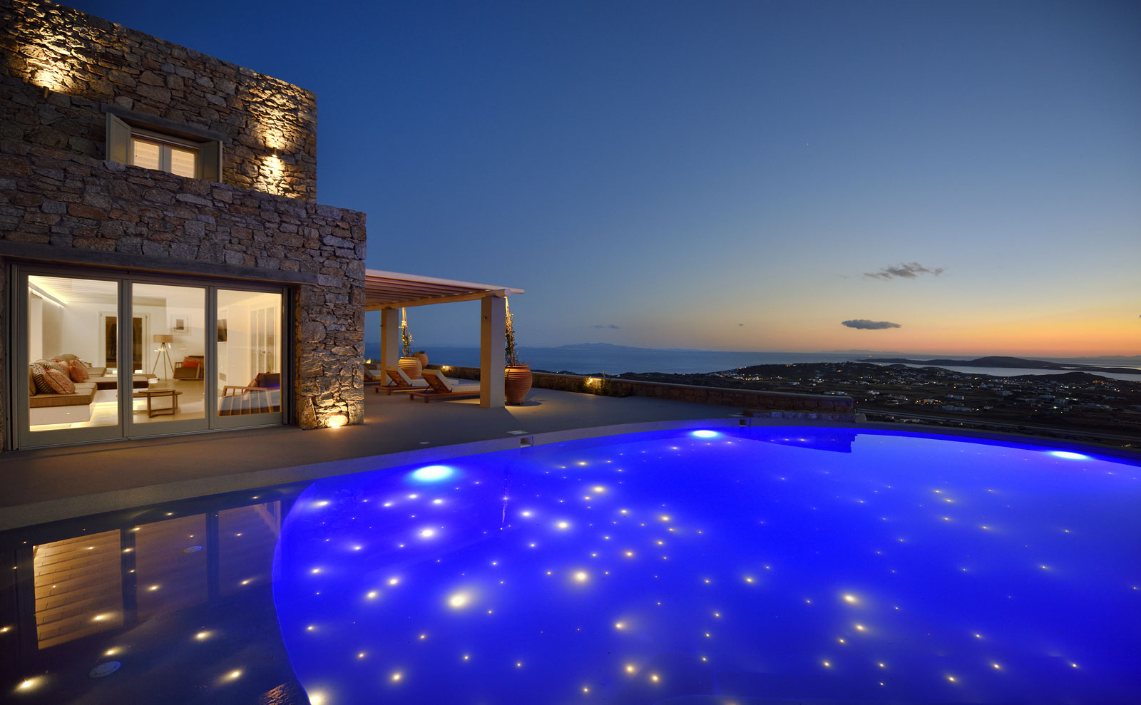 villa holidays in mykonos