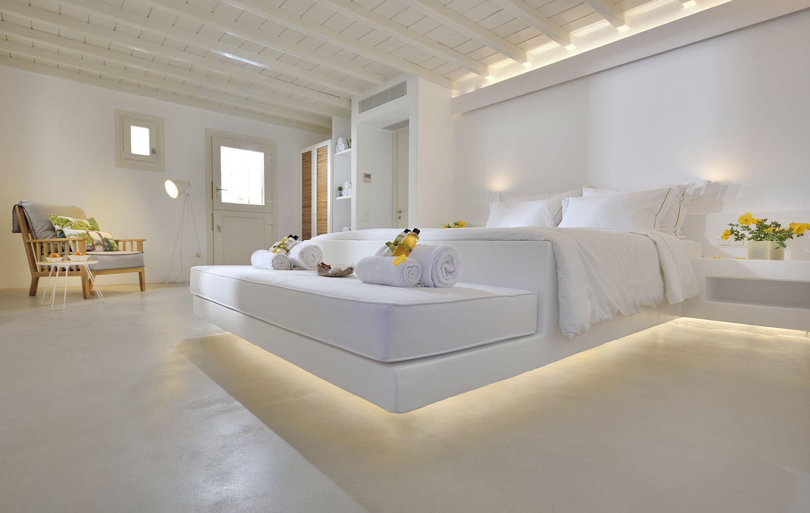 villa holidays in mykonos