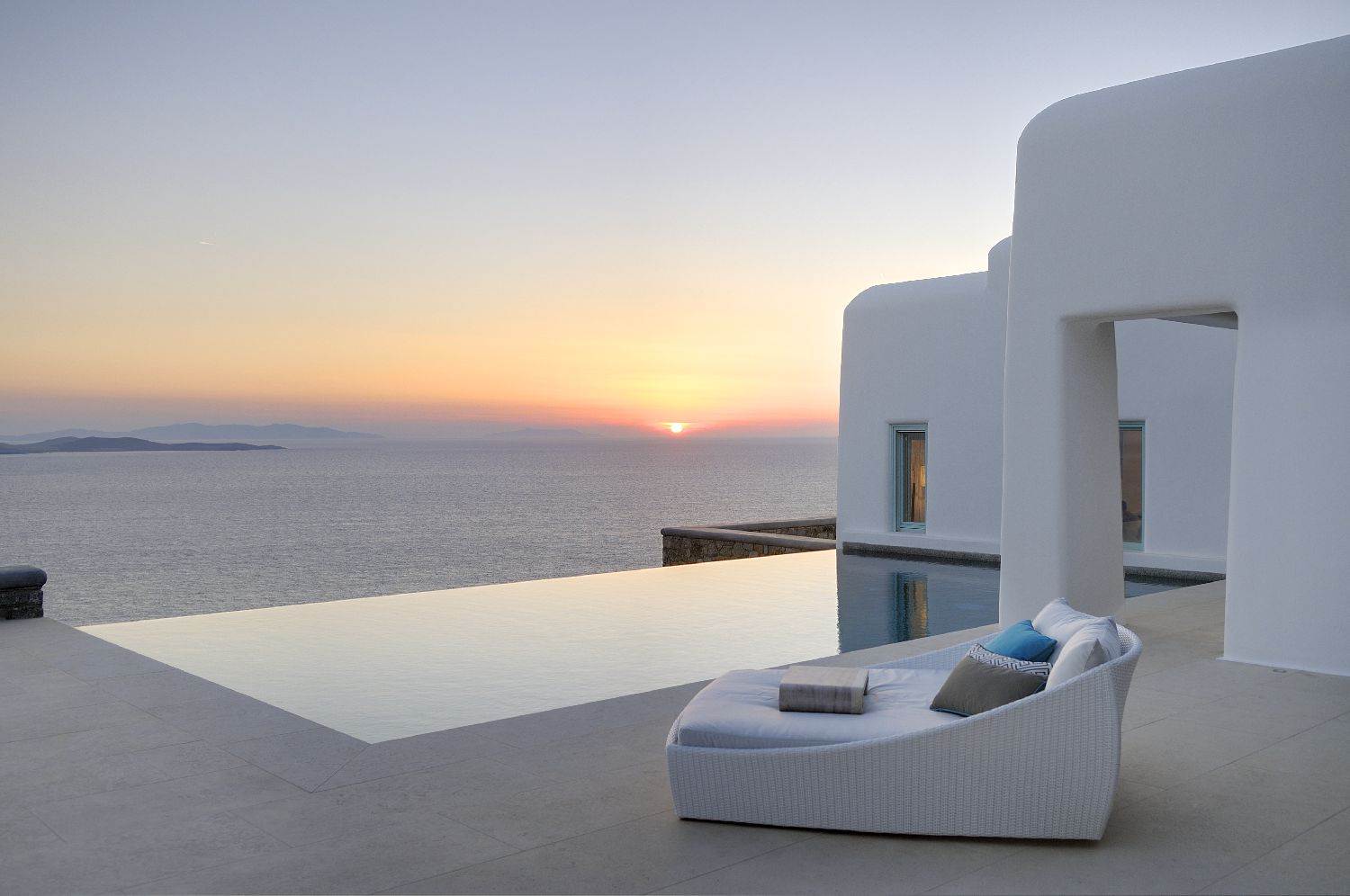 mykonos luxury villas