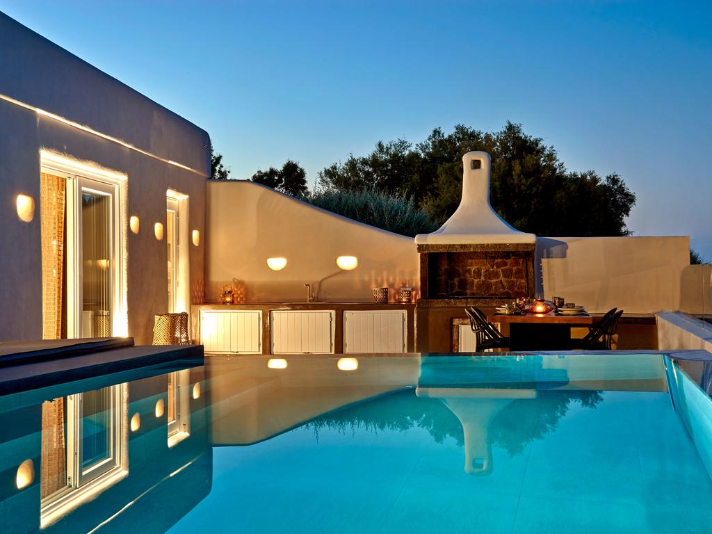 santorini villa holidays