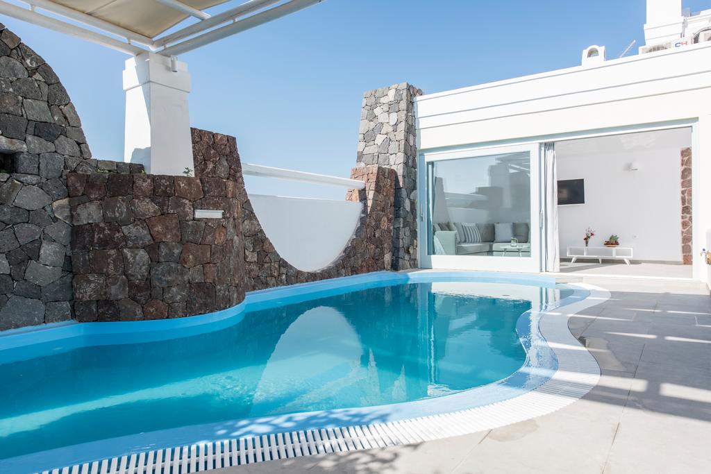 santorini villa holidays