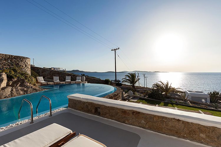 nykonos villa holidays