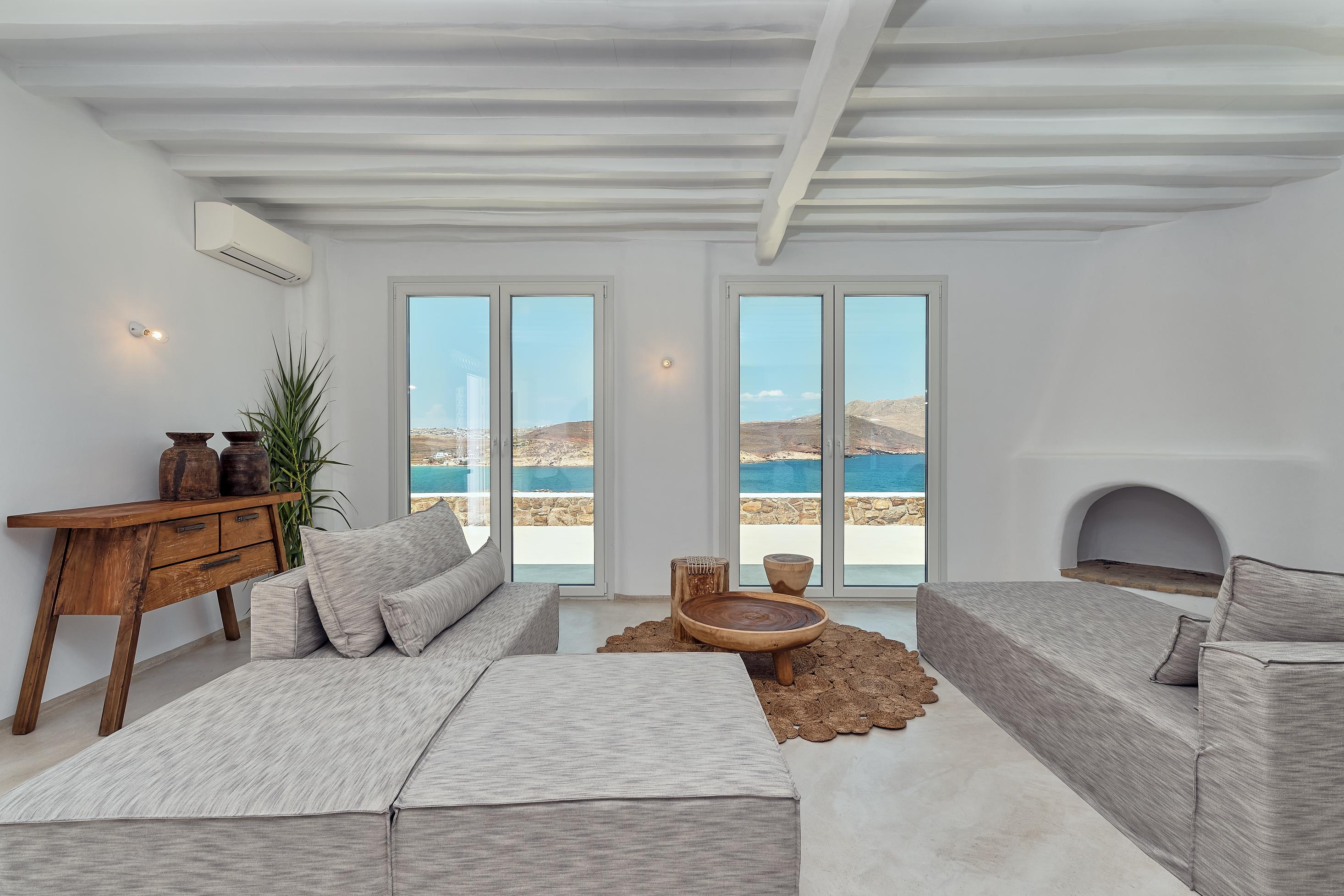 mykonos villas ftelia beach