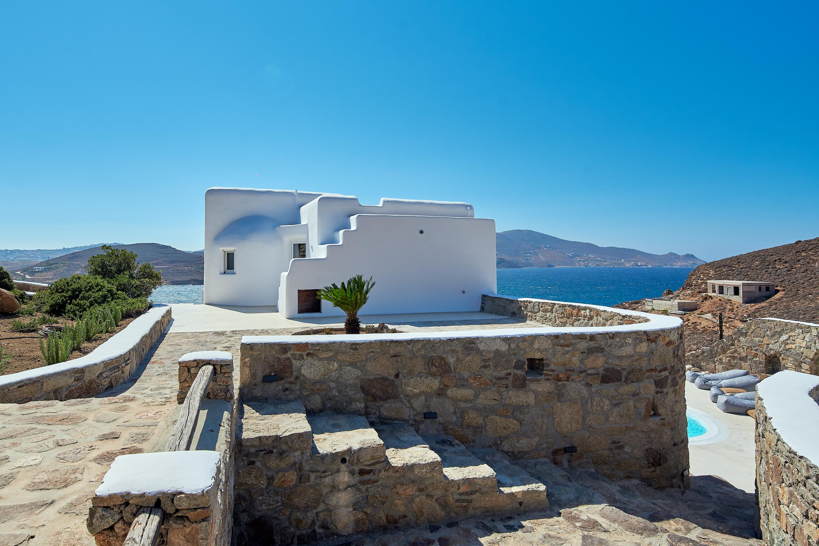 mykonos villas ftelia beach