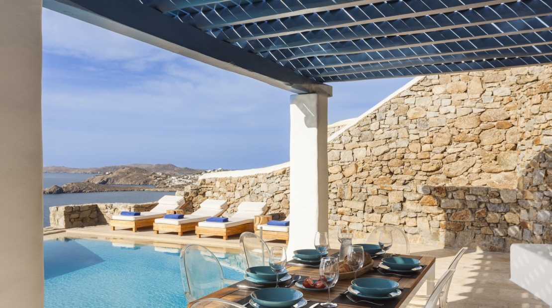 mykonos 2 bewdroom villas private pools