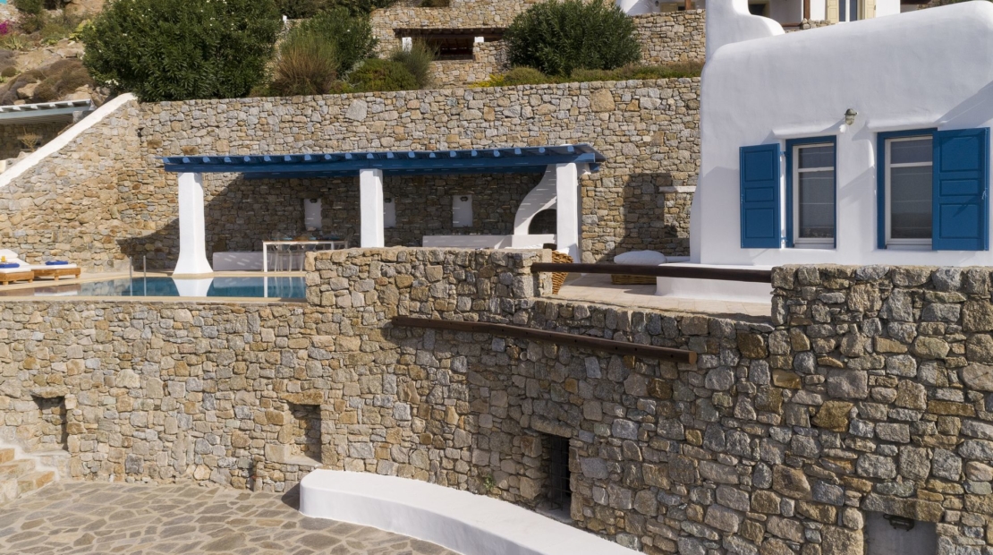 mykonos luxury villa rentals