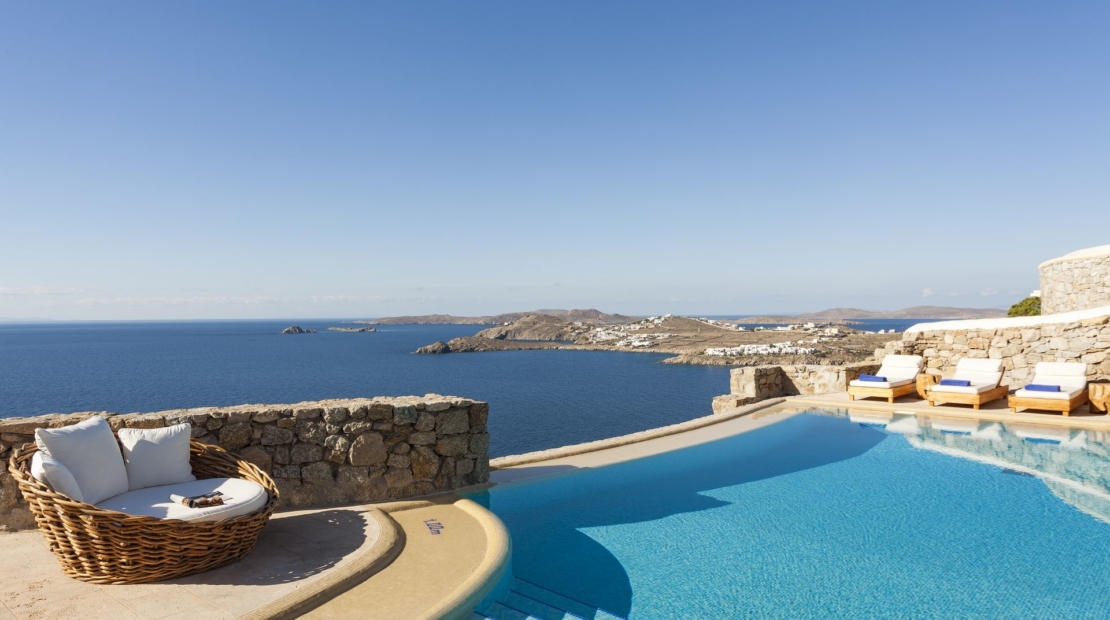 mykonos luxury villa rentals