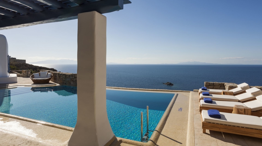 mykonos luxury villa rentals