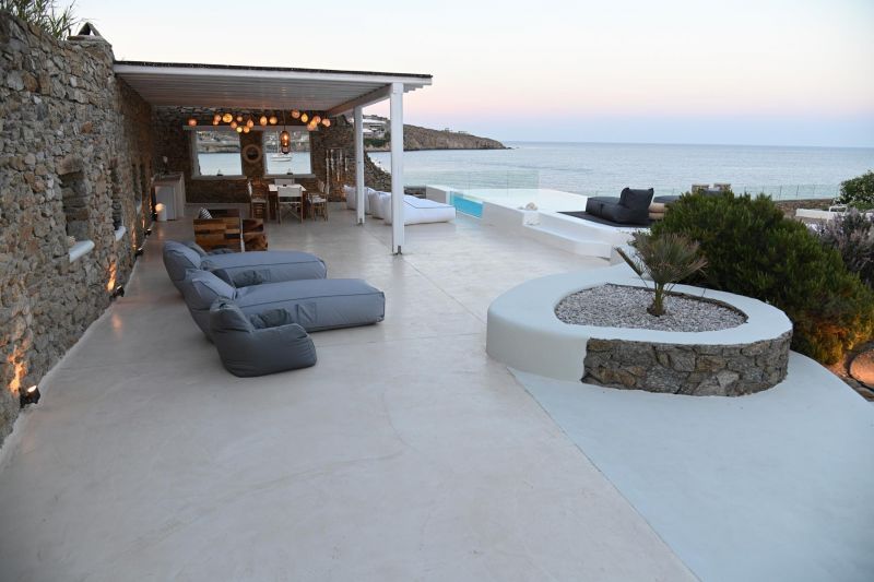 paraga beach villa
