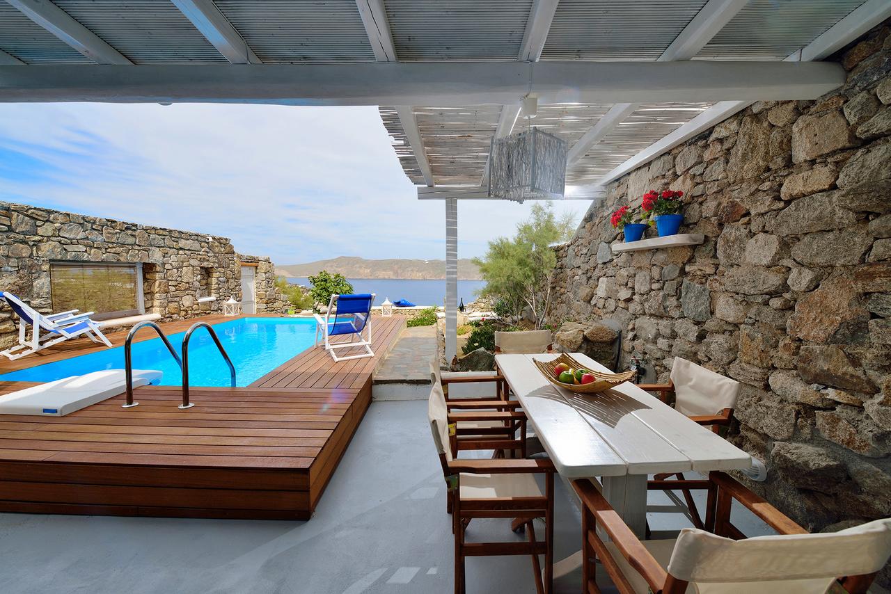 beach villas mykonos