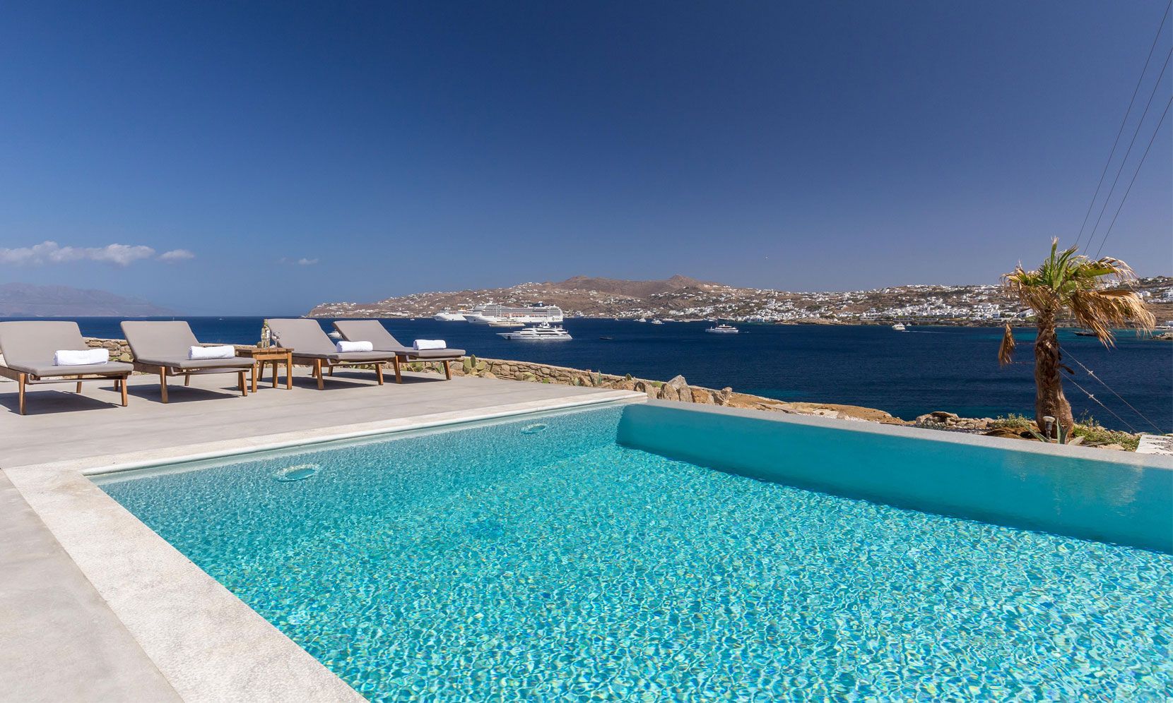 villa alissia mykonos pool