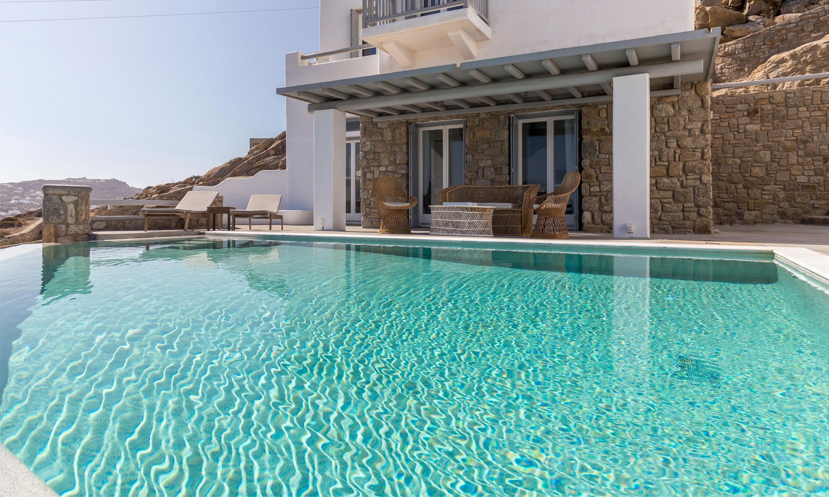 villa alissia pool