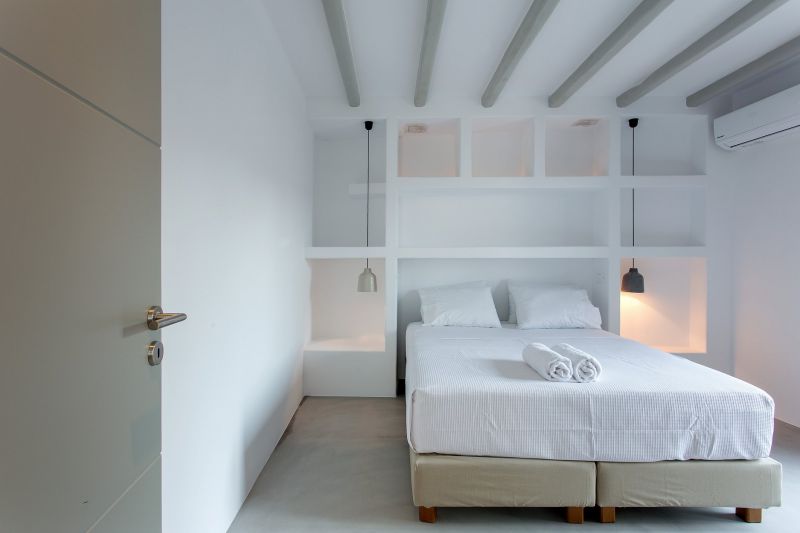 villa julio mykonos bedroom