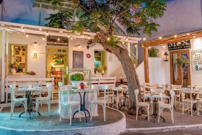 Best Places To Eat In Mykonos / Restaurants / Tavernas / Sushi / Pasta
