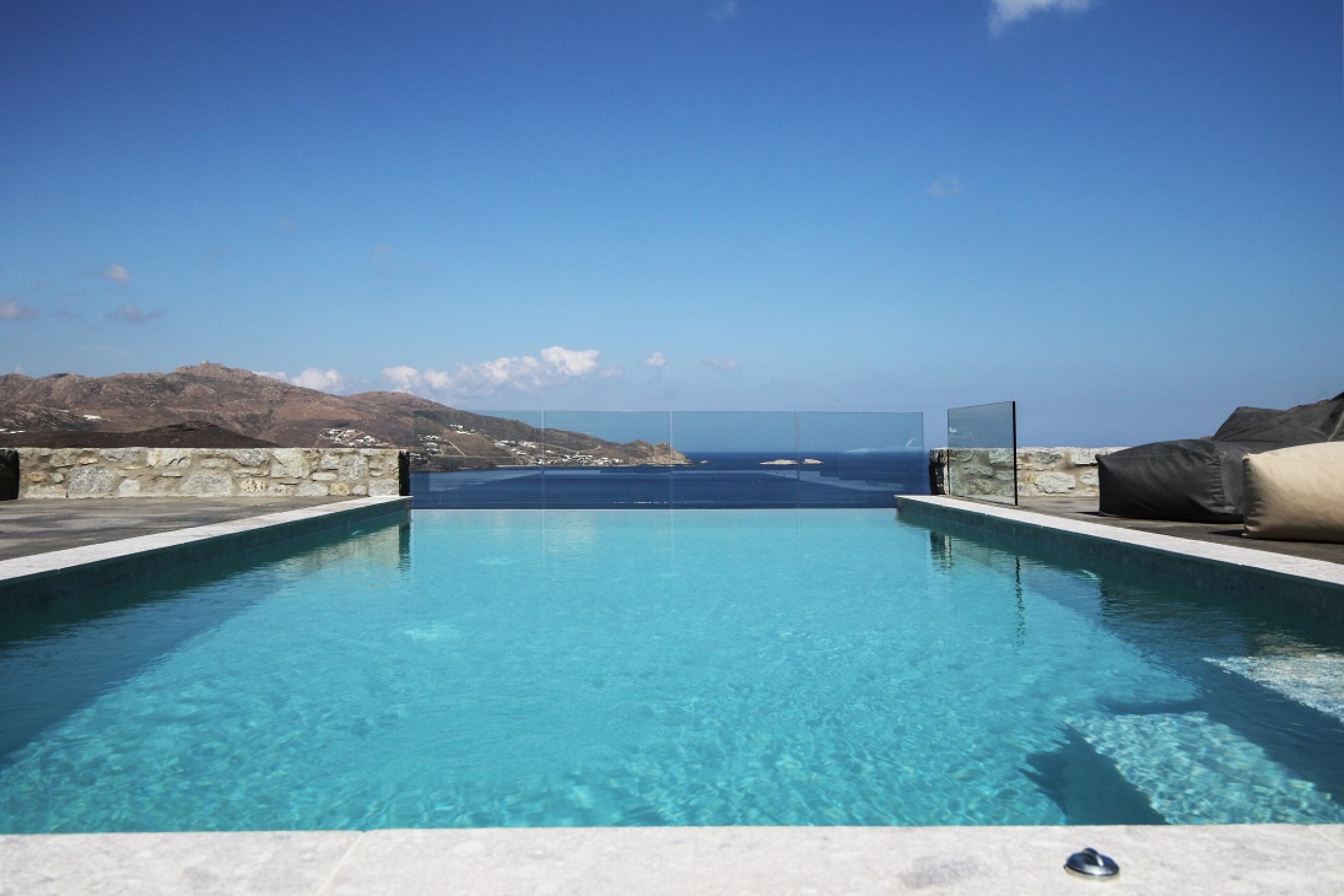 villa gian ftelia pool