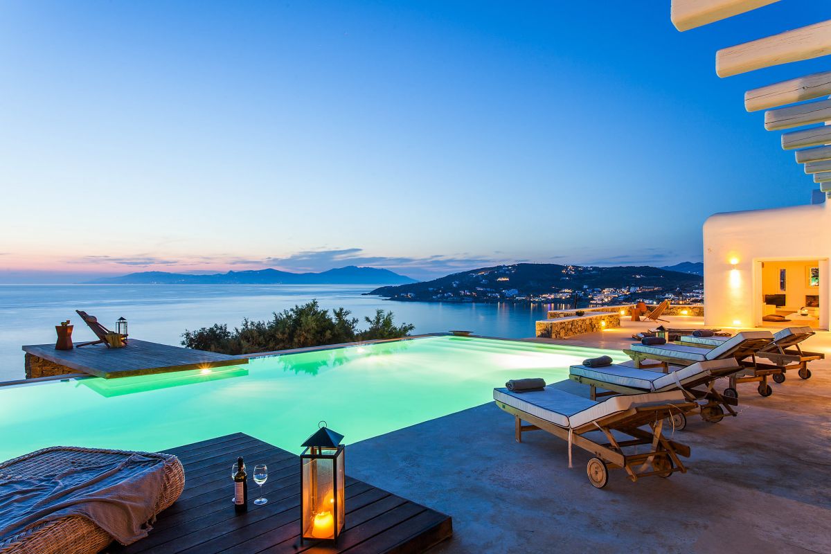 luxury mykonos villas
