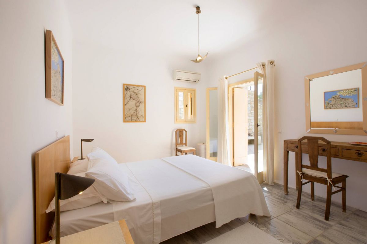 villa sunlight agios ioannis bedroom