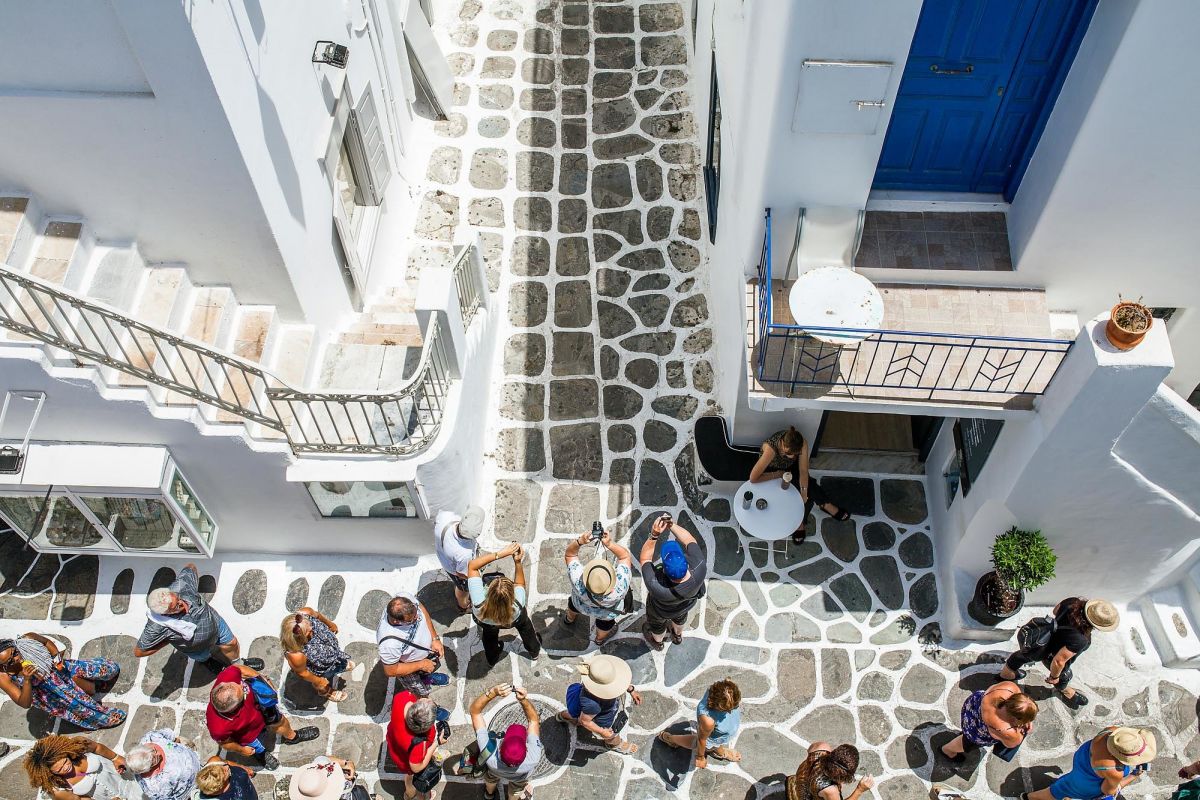 street views jules mykonos town house