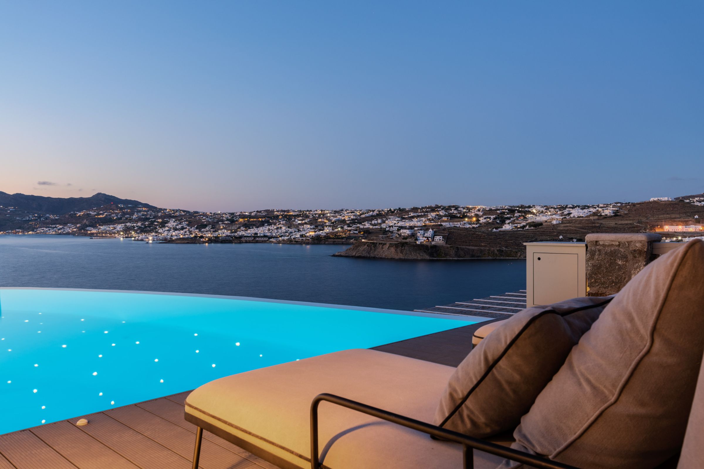 luxury villas in mykonos