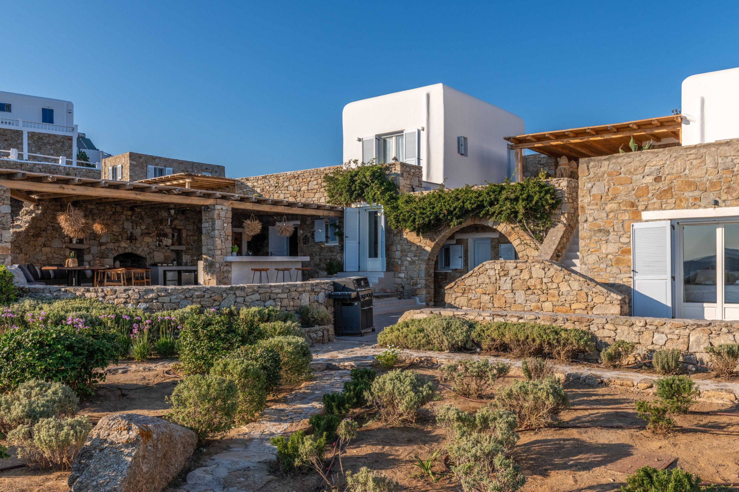 luxury mykonos villas