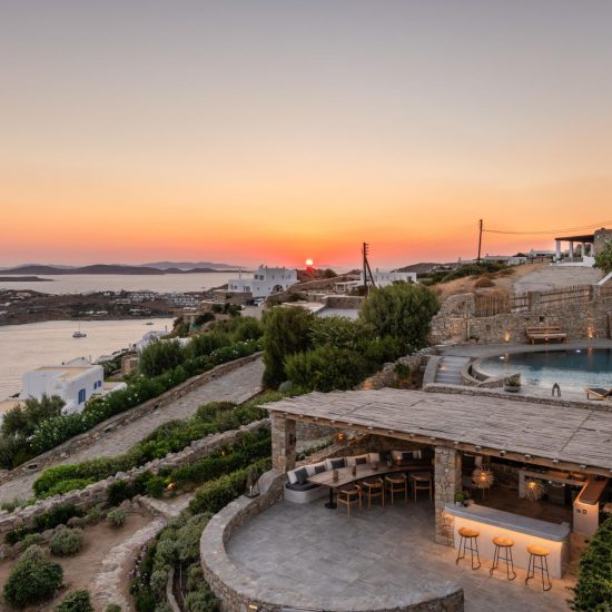 luxury mykonos villas