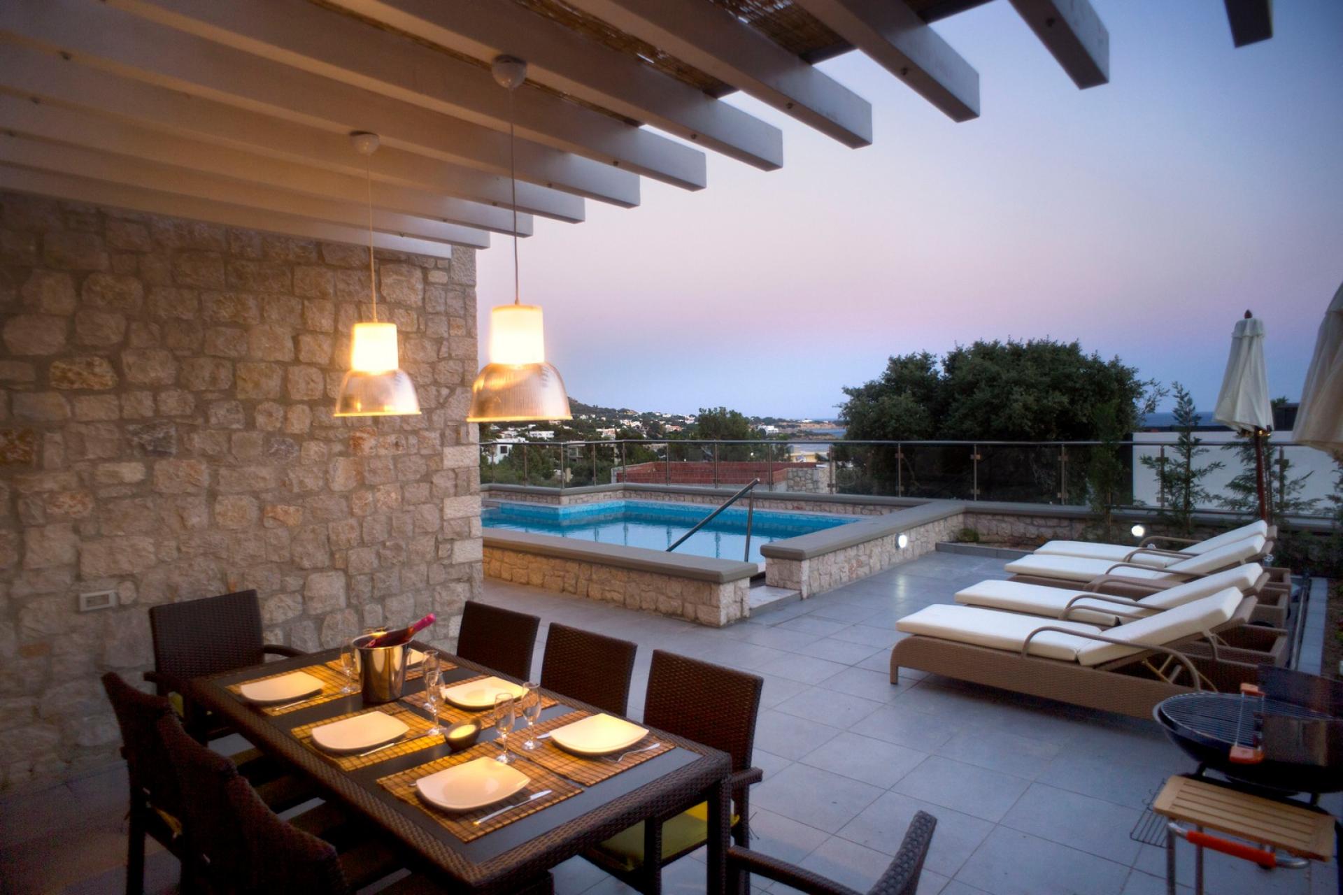 luxury rhodes villas