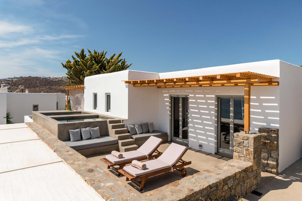 Mykonos Villas platis gialos