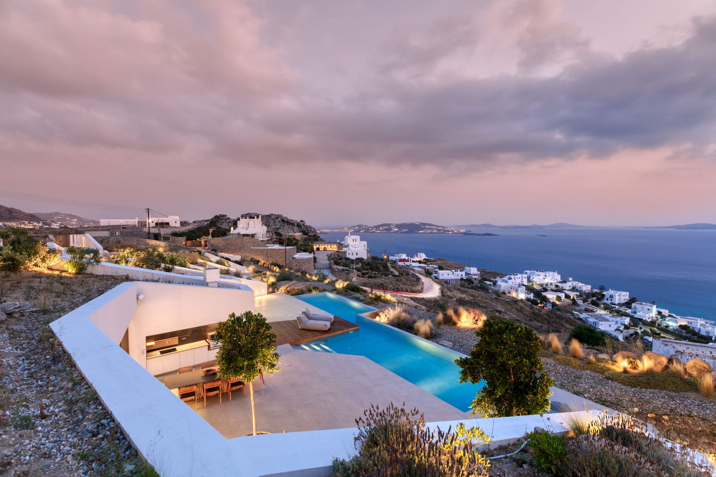 luxury mykonos villas greece