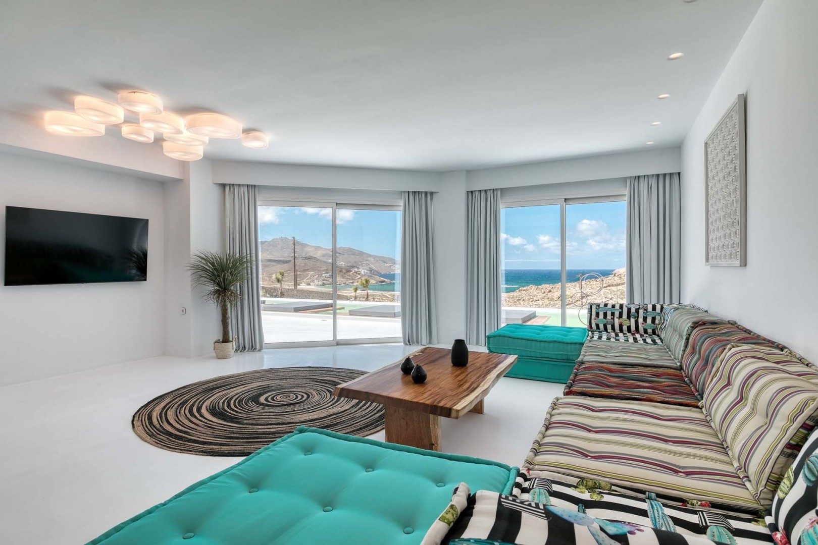 mykonos villas ftelia