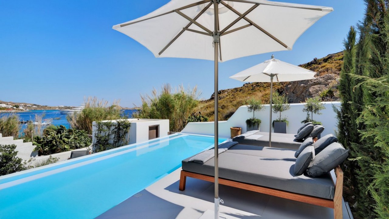 mykonos villas psarou beach