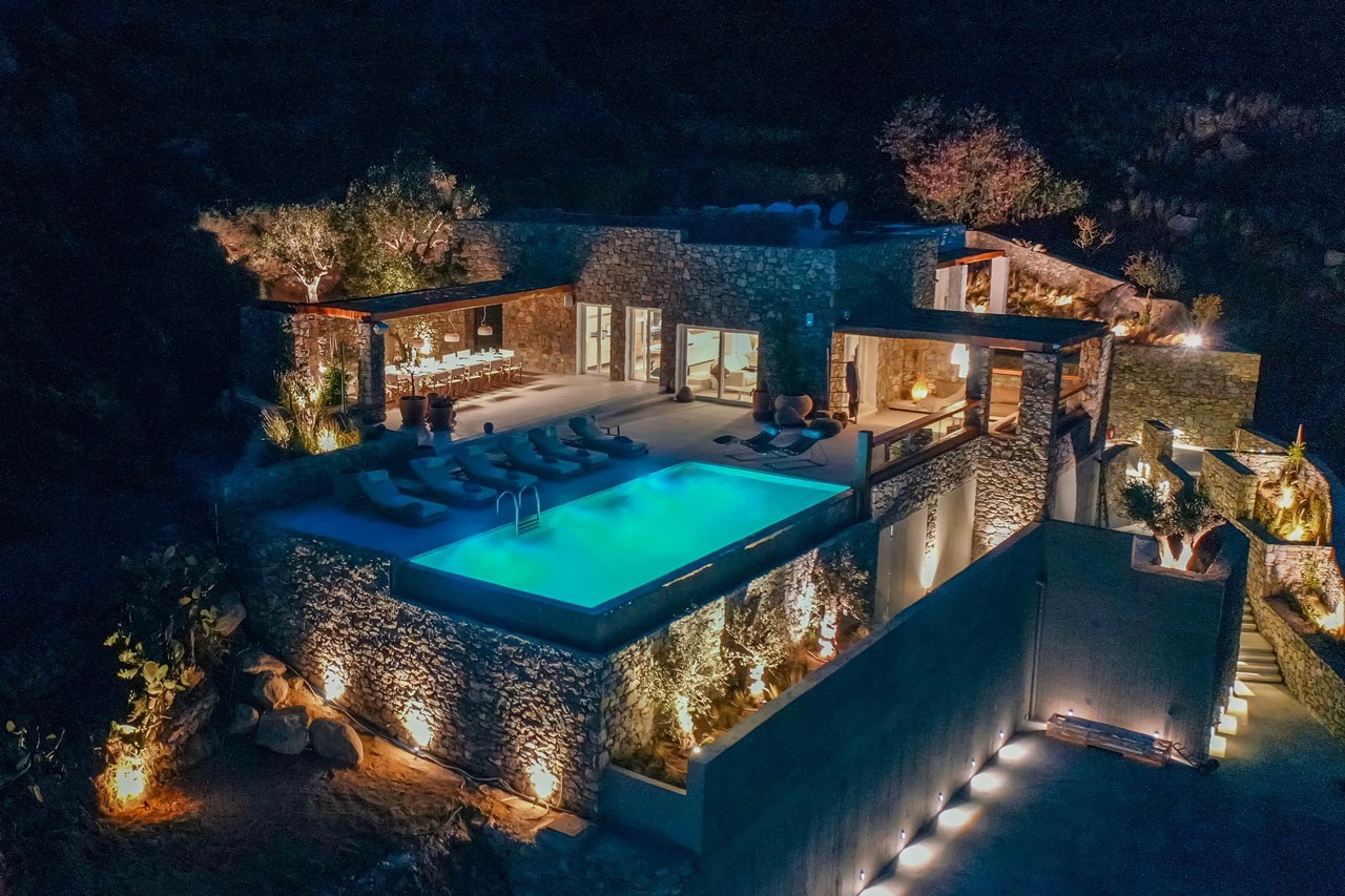 mykonos luxury villas psarou