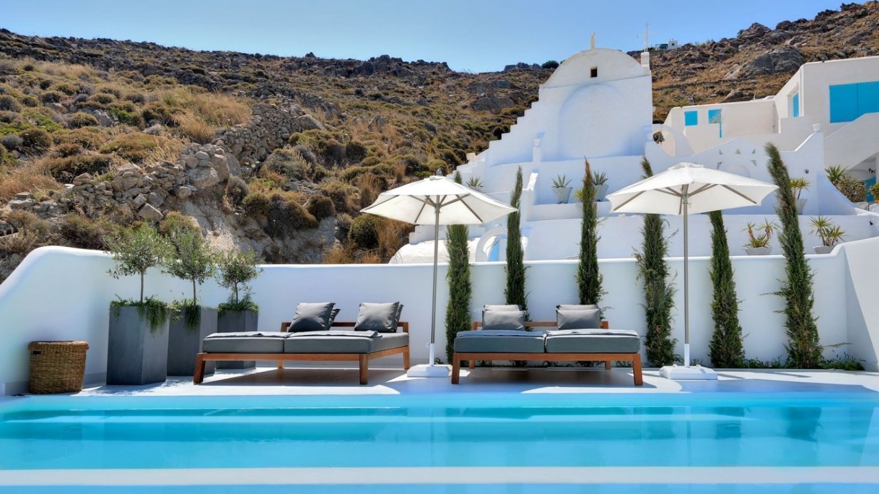 mykonos villas psarou beach