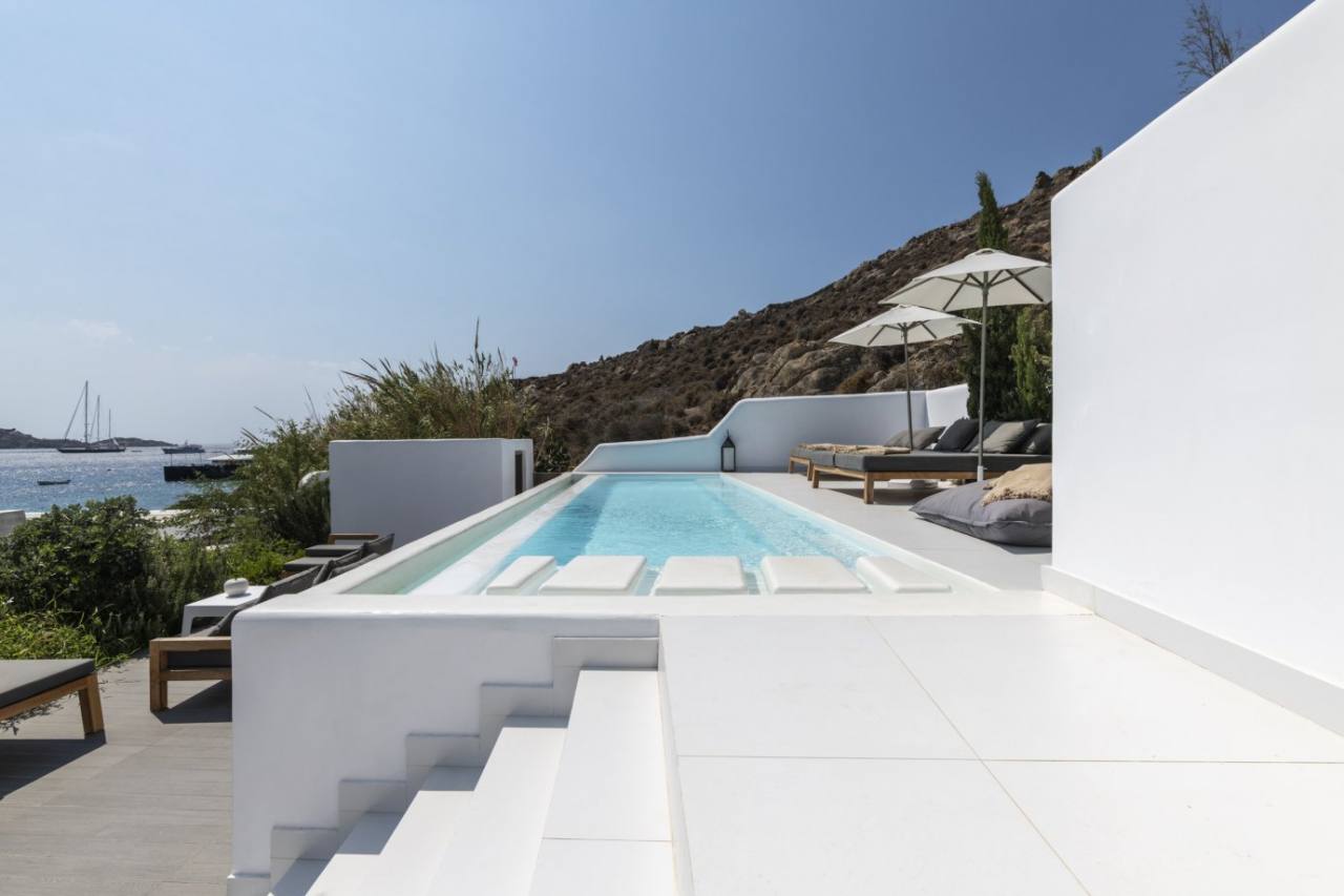 mykonos villas psarou beach