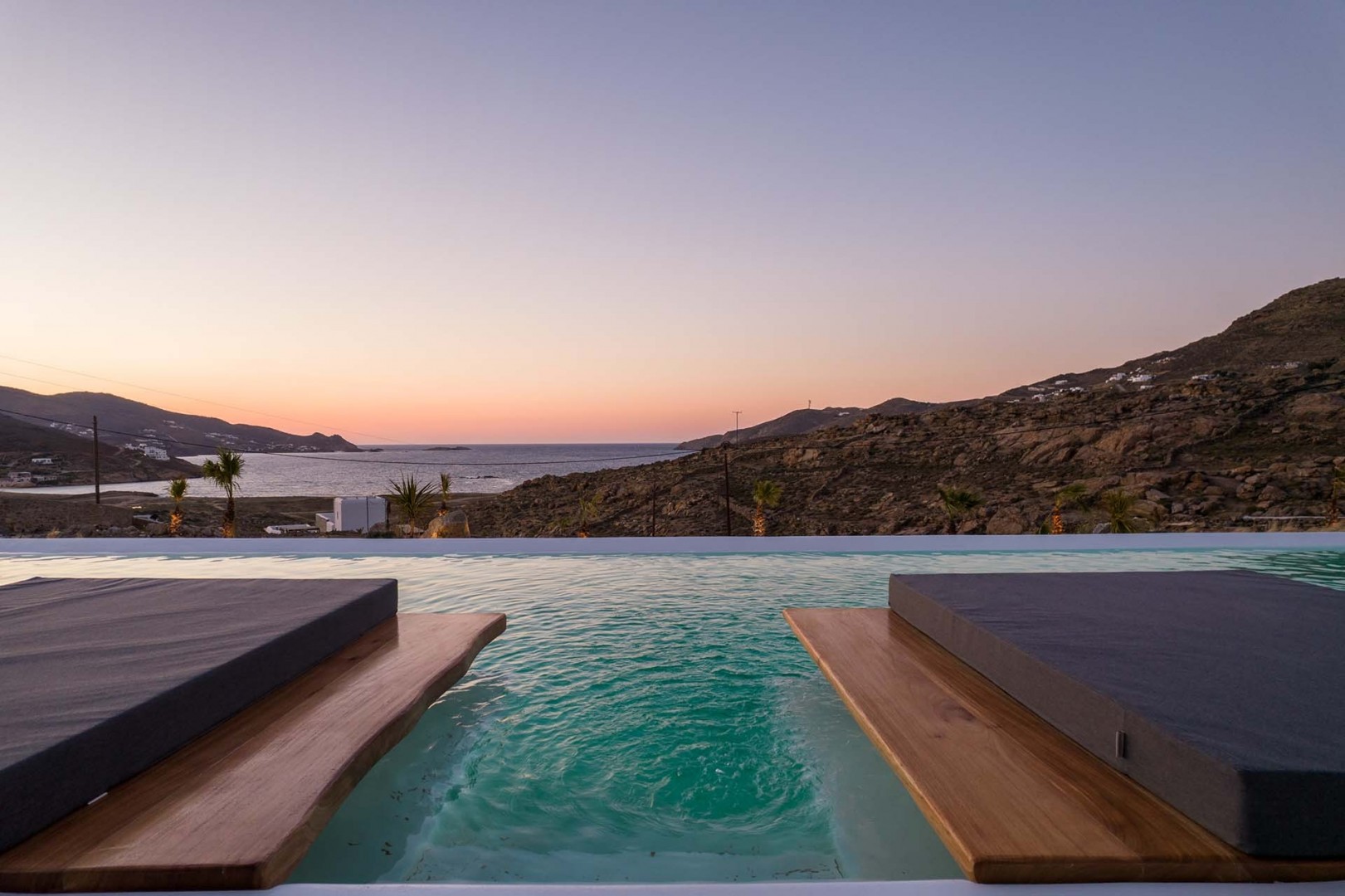 large mykonos villas