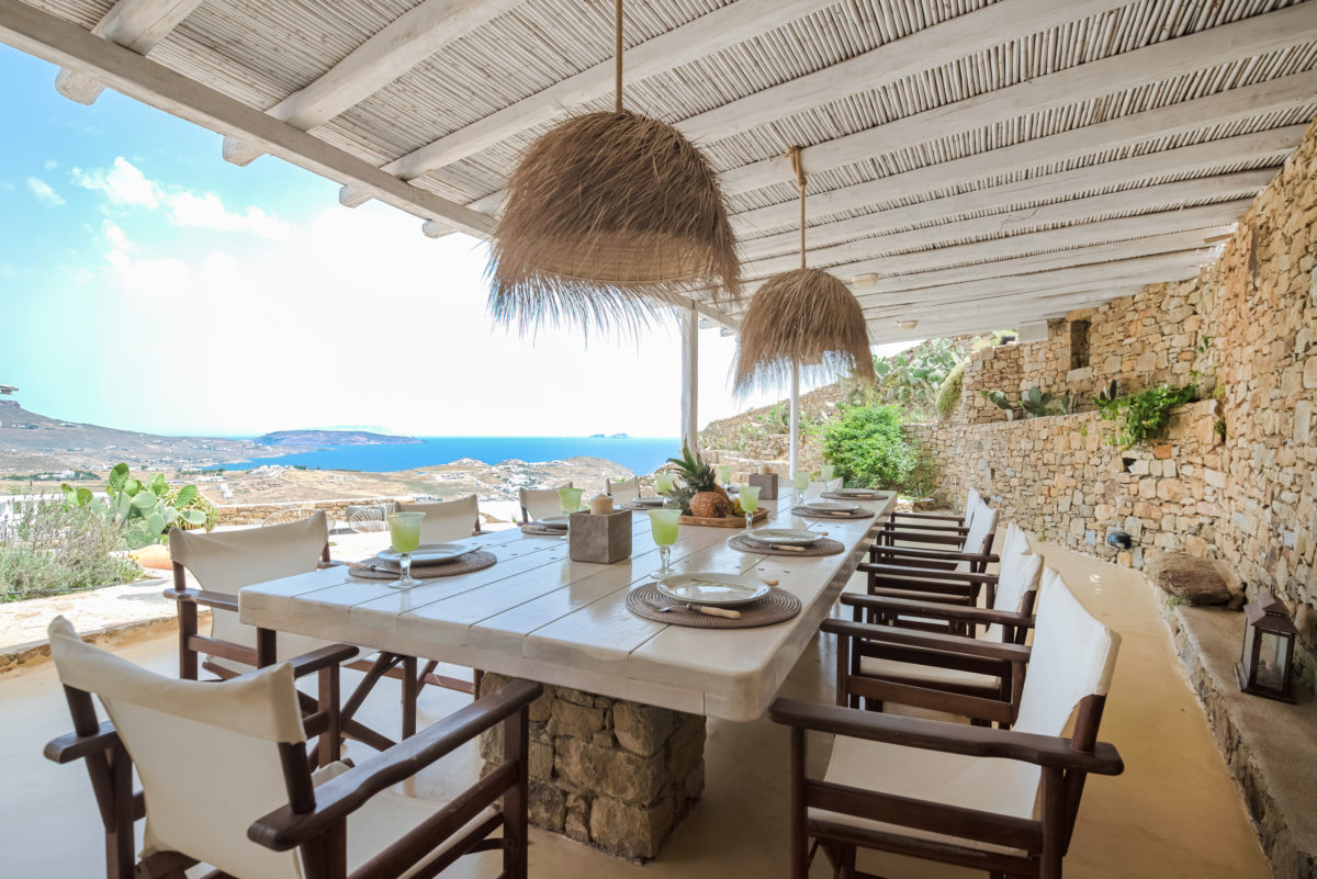 large villas in mykonos