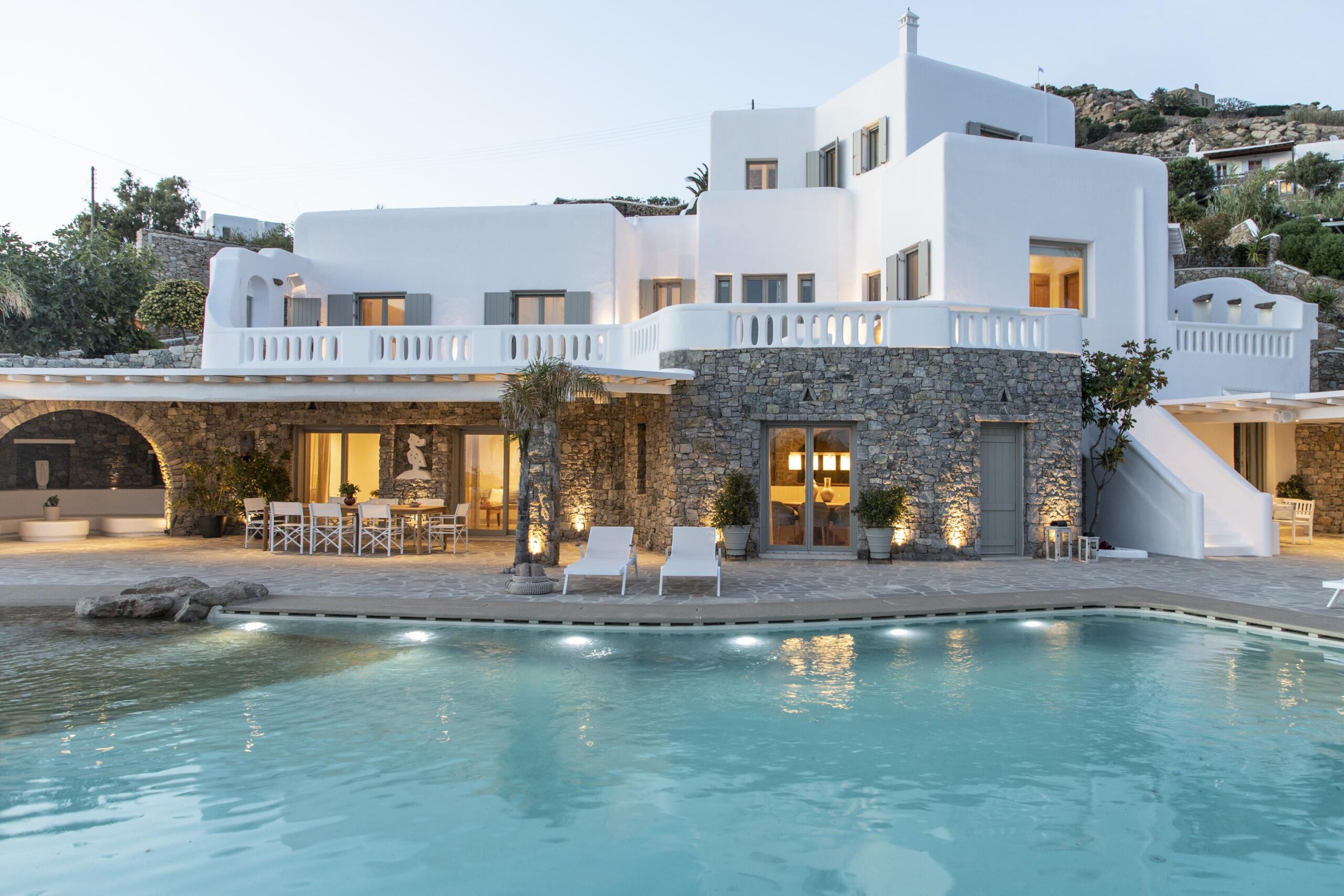 large mykonos villas