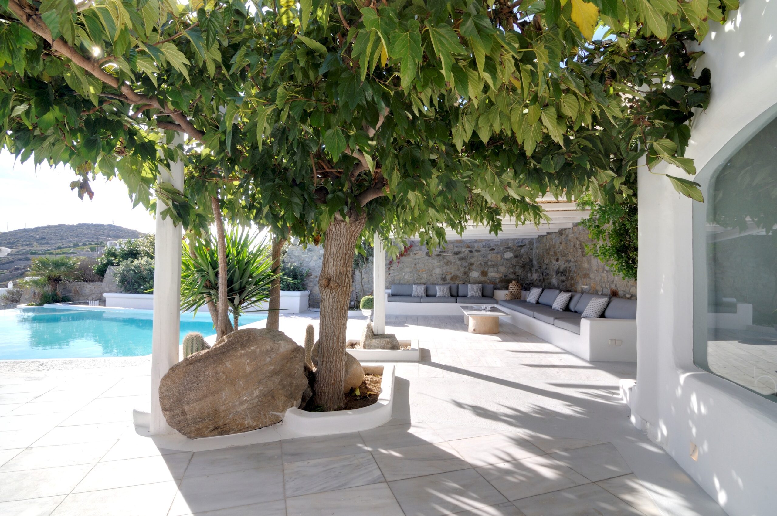 manos villa mykonos pool