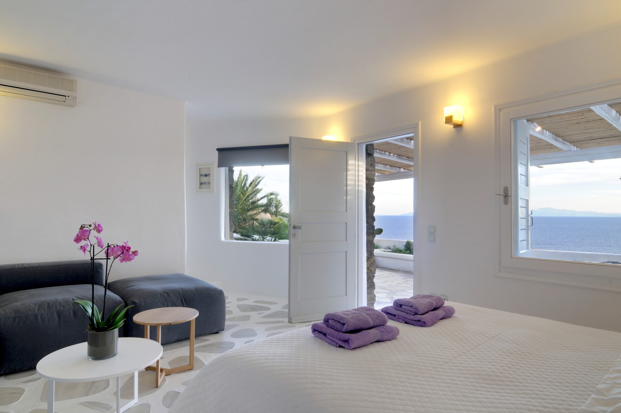 manos villa mykonos