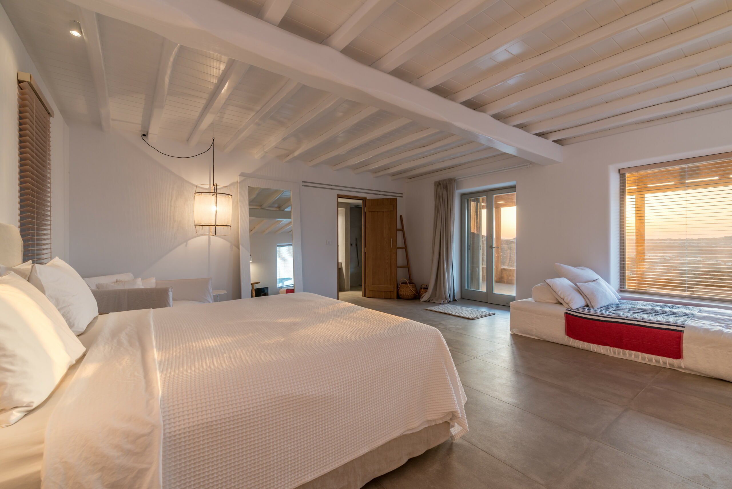 villa amra ftelia mykonos