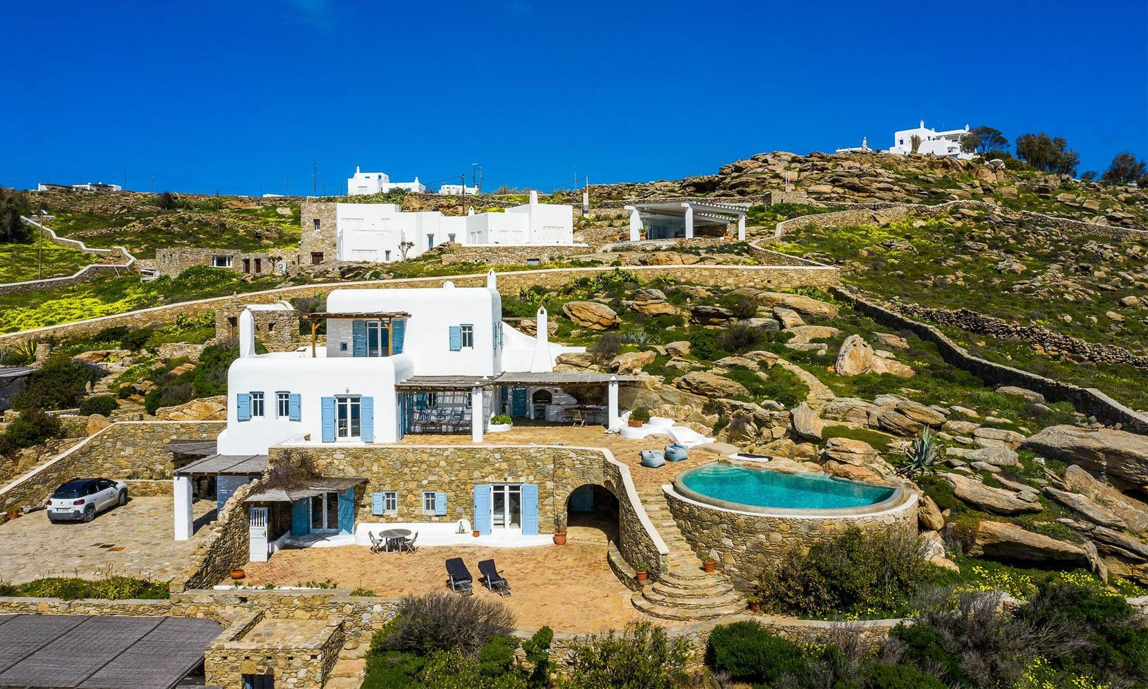 mykonos luxury villas tourlos