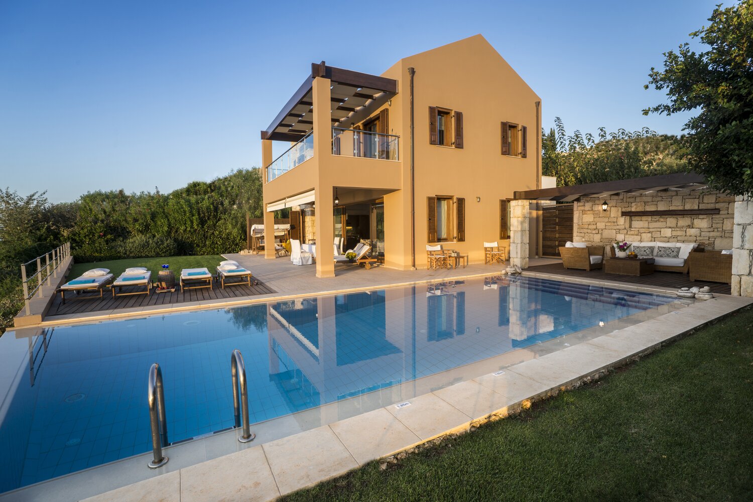 crete villas private pools