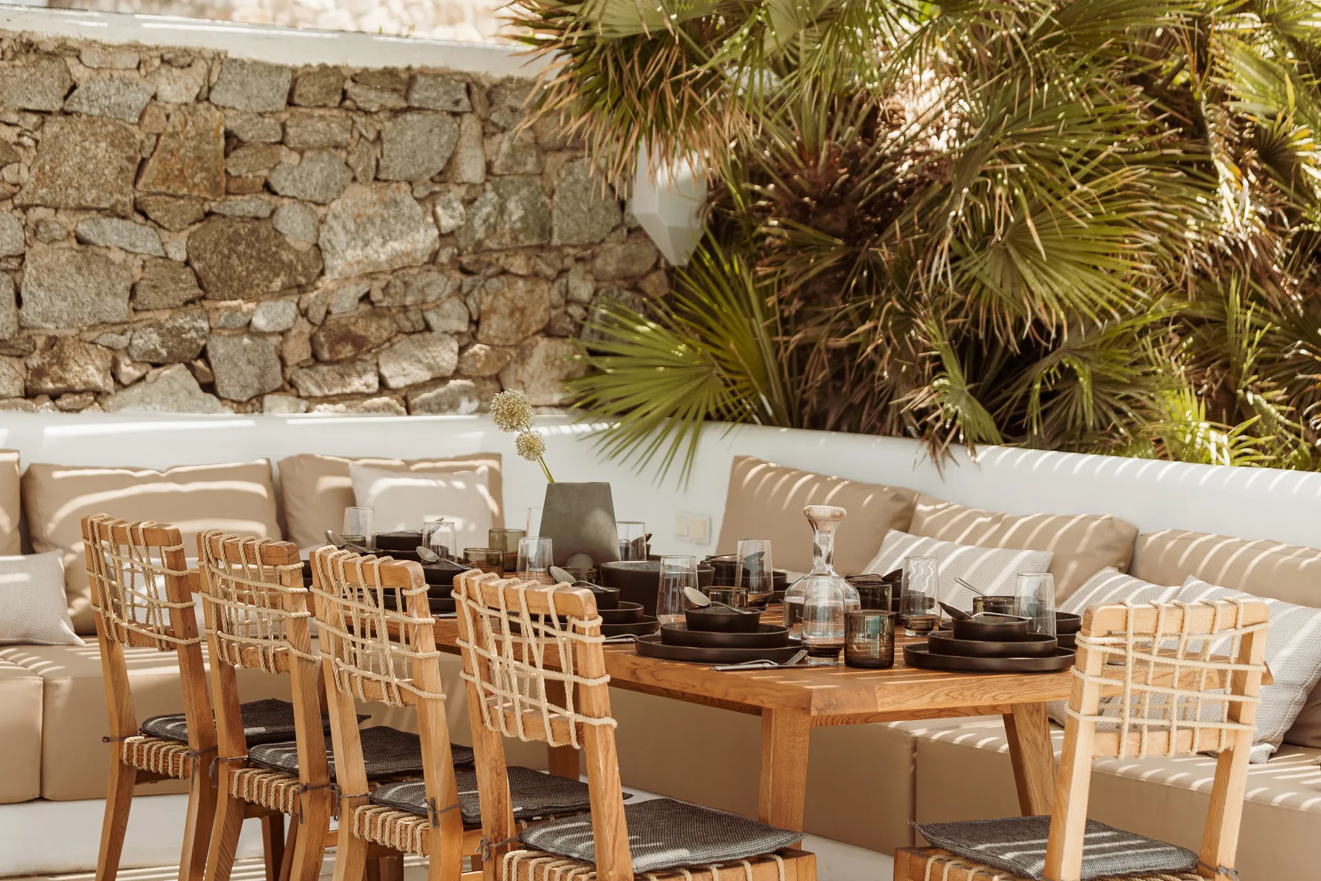 tramonto villa mykonos al fresco dining