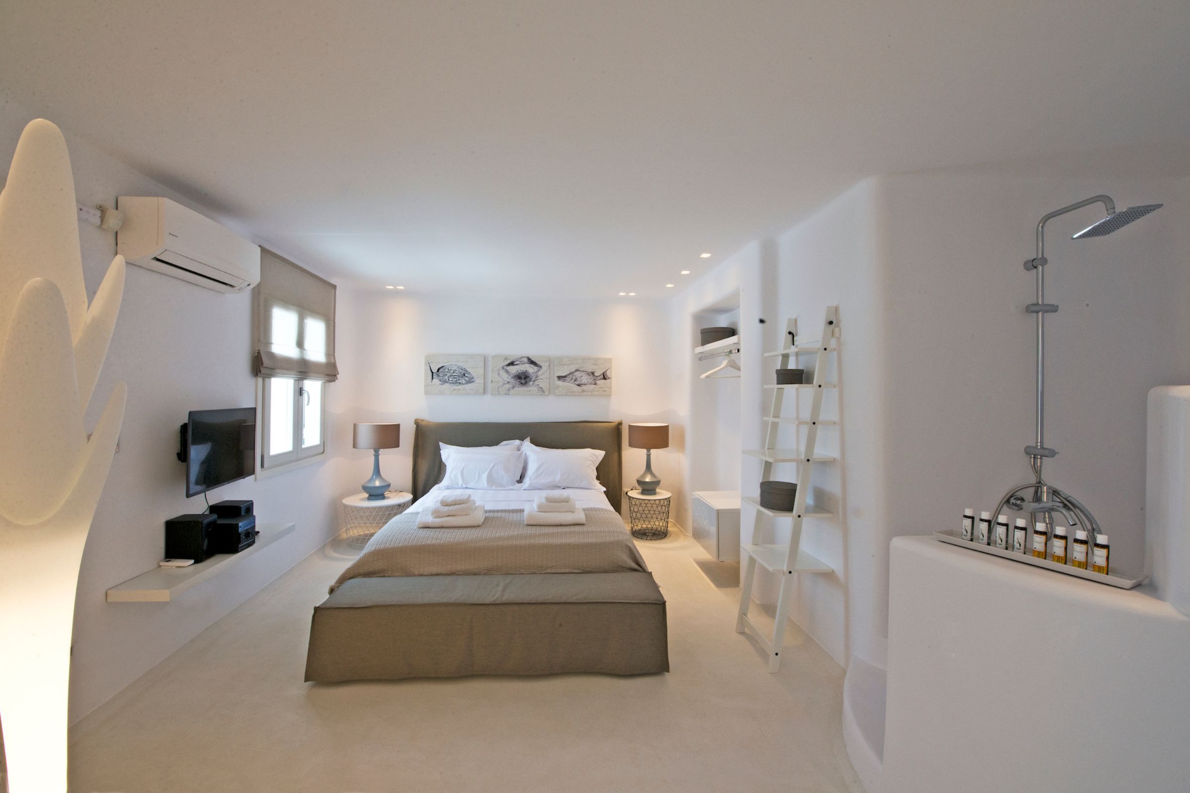 tourlos private estate mykonos bedroom