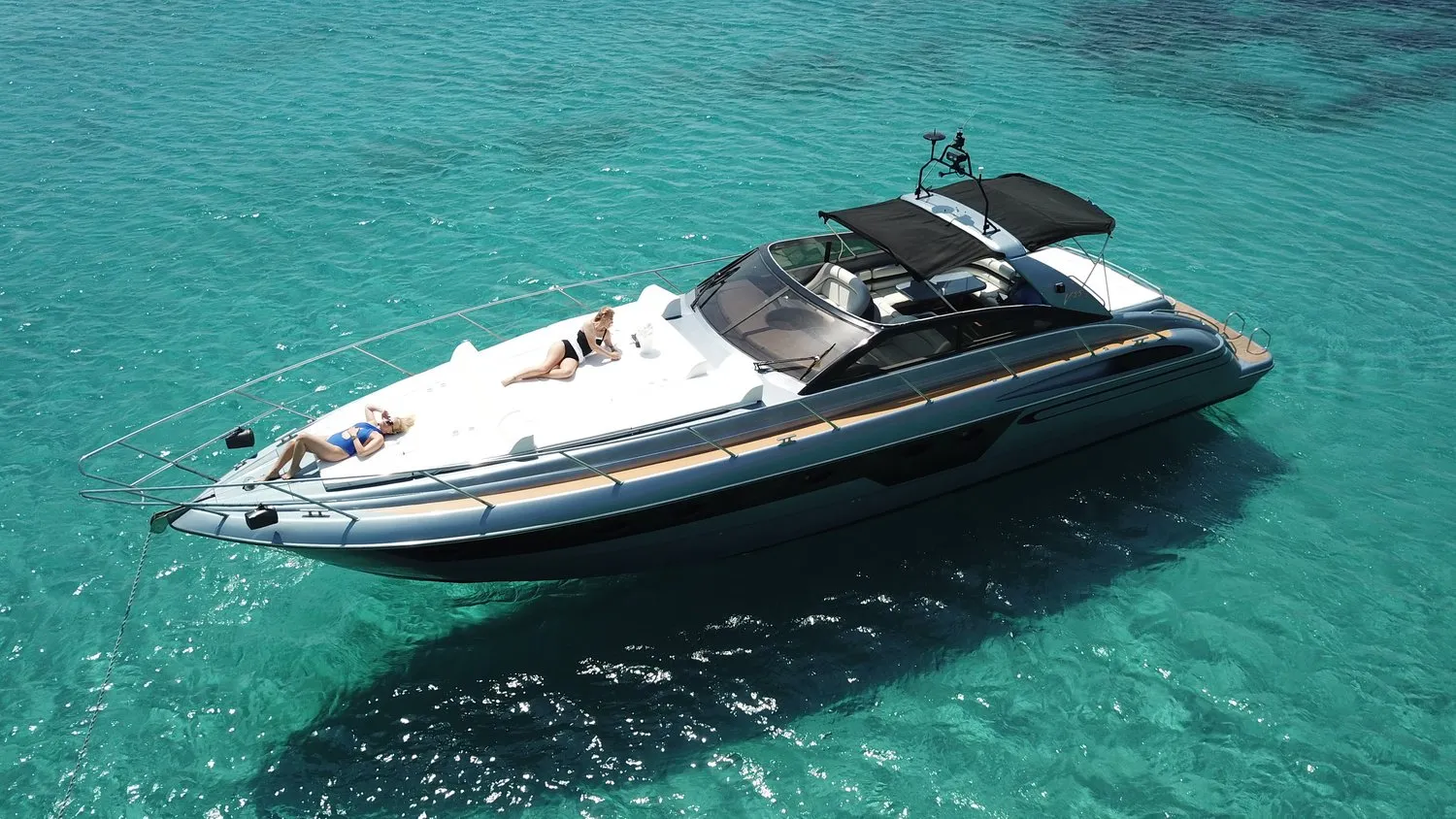 yacht power boat charter