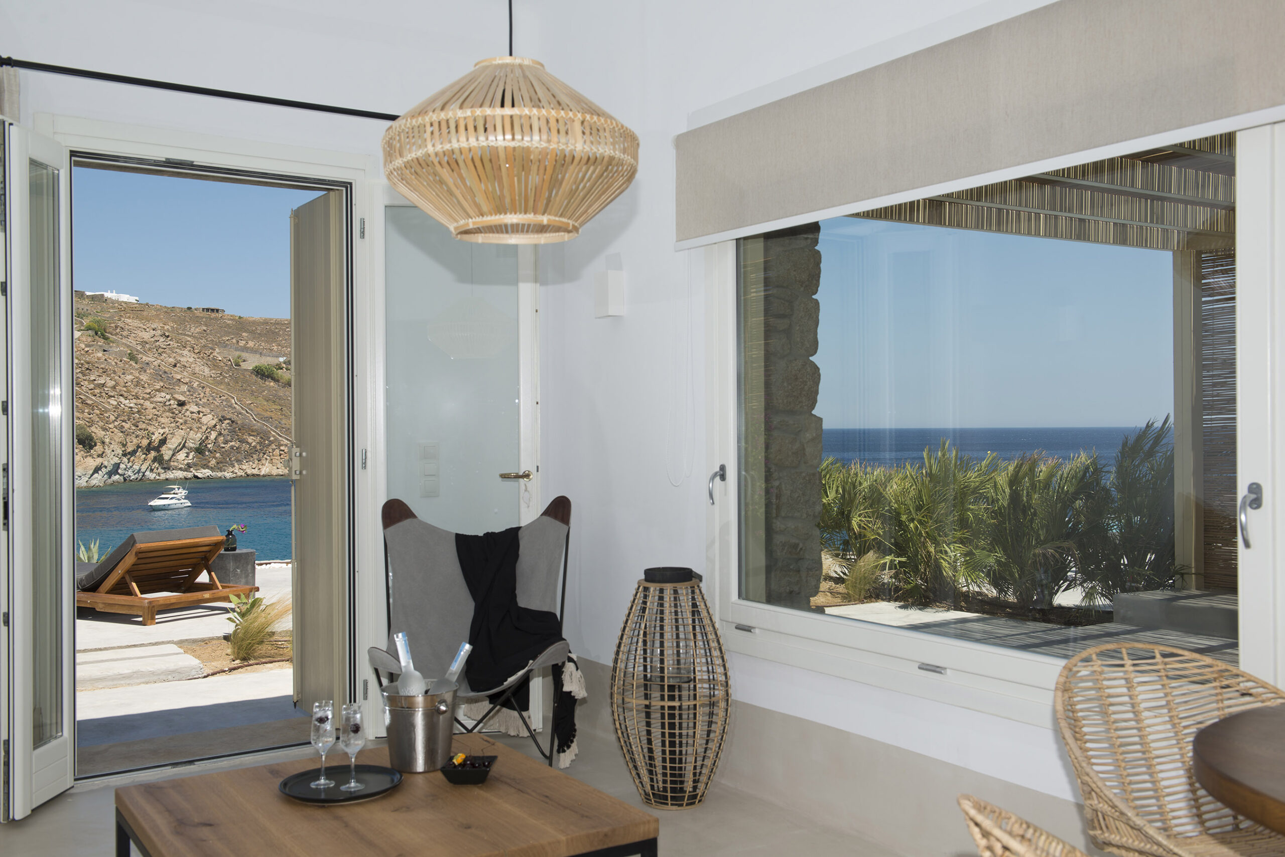 super paradise beach villas lounge