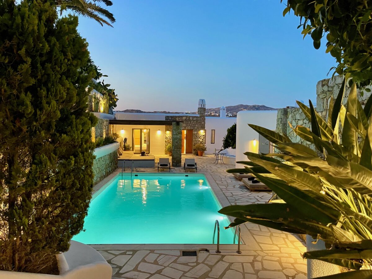 luxury villas psarou mykonos