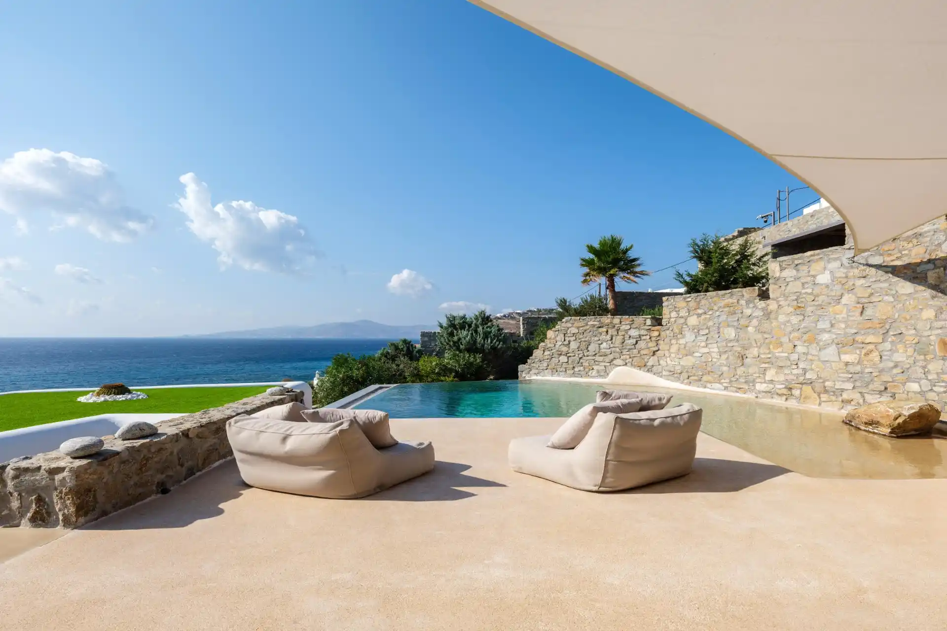 Beach Villa Houlakia mykonos views