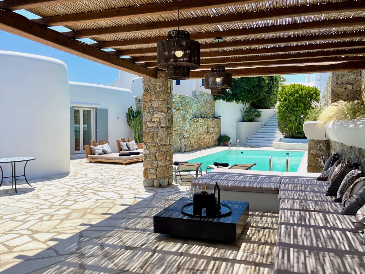 luxury villas psarou mykonos