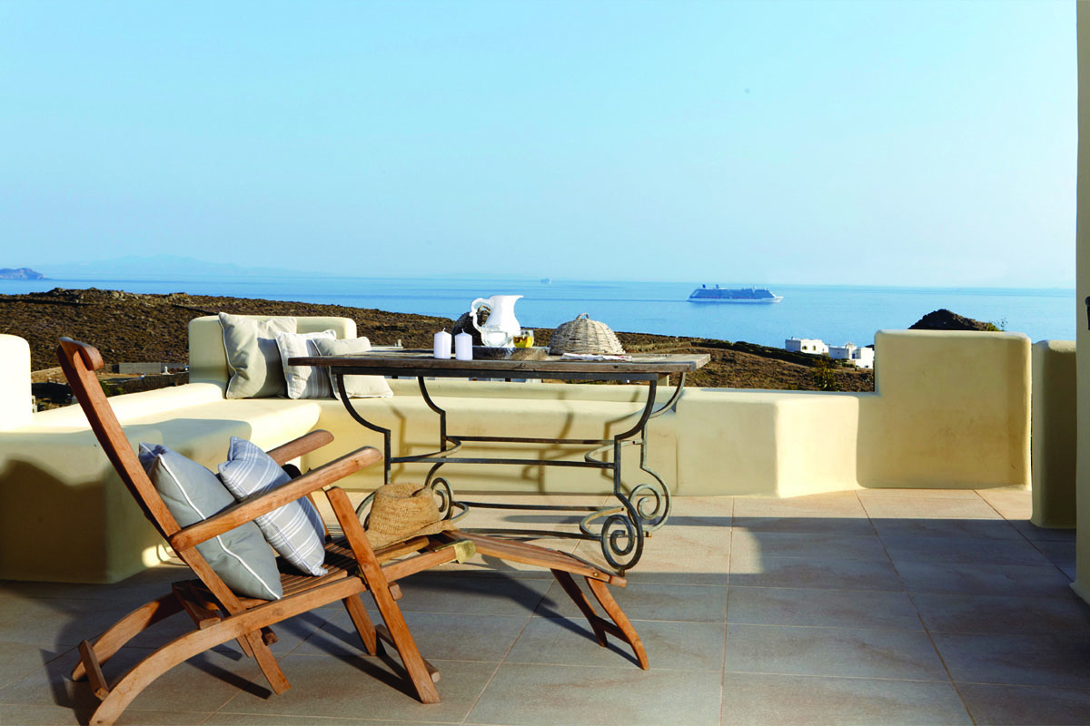 tinos private estate